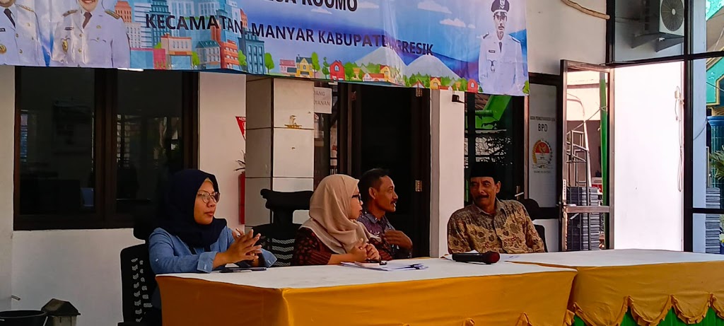 Empat FGD NIHR di Kantor Desa Roomo