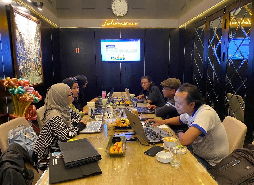 Diskusi Bersama Pakar: Memperkuat Modul Pelatihan Kader untuk Pengelolaan Sampah Berbasis Komunitas