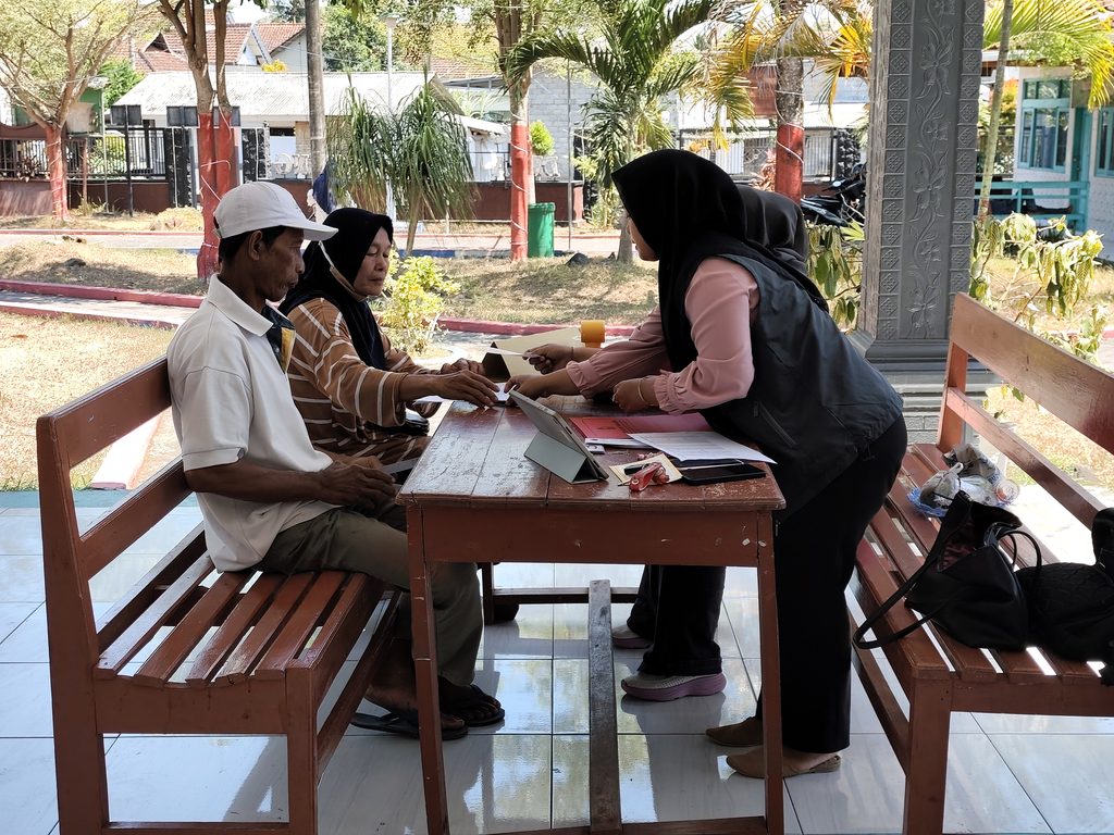 Pemeriksaan Spirometri Kedua: Tiga Puluh Napas dari Tamanagung Pemeriksaan Spirometri Kedua: Tiga Puluh Napas dari Tamanagung